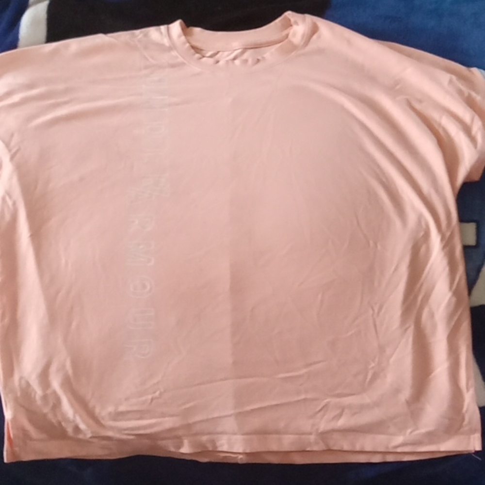 Very soft Under Armour Womens Tee extra large